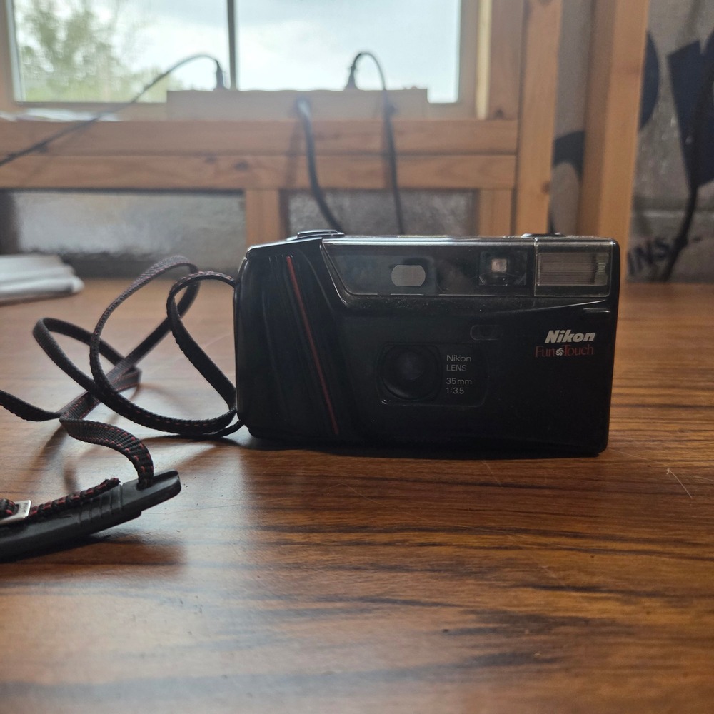 Nikon FunTouch 35mm Film Camera Black Point and Shoot 35mm f3.5 Lens Untested